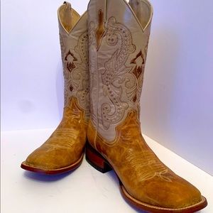 Rarely worn Ferrini square to boots